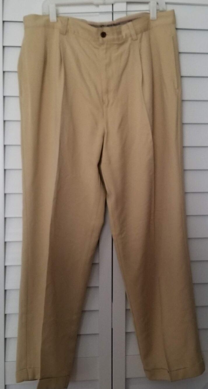 Men's Tommy Bahama 100% Silk Pleated Cuff Leg Beige Dress Pants Size 36 x 28